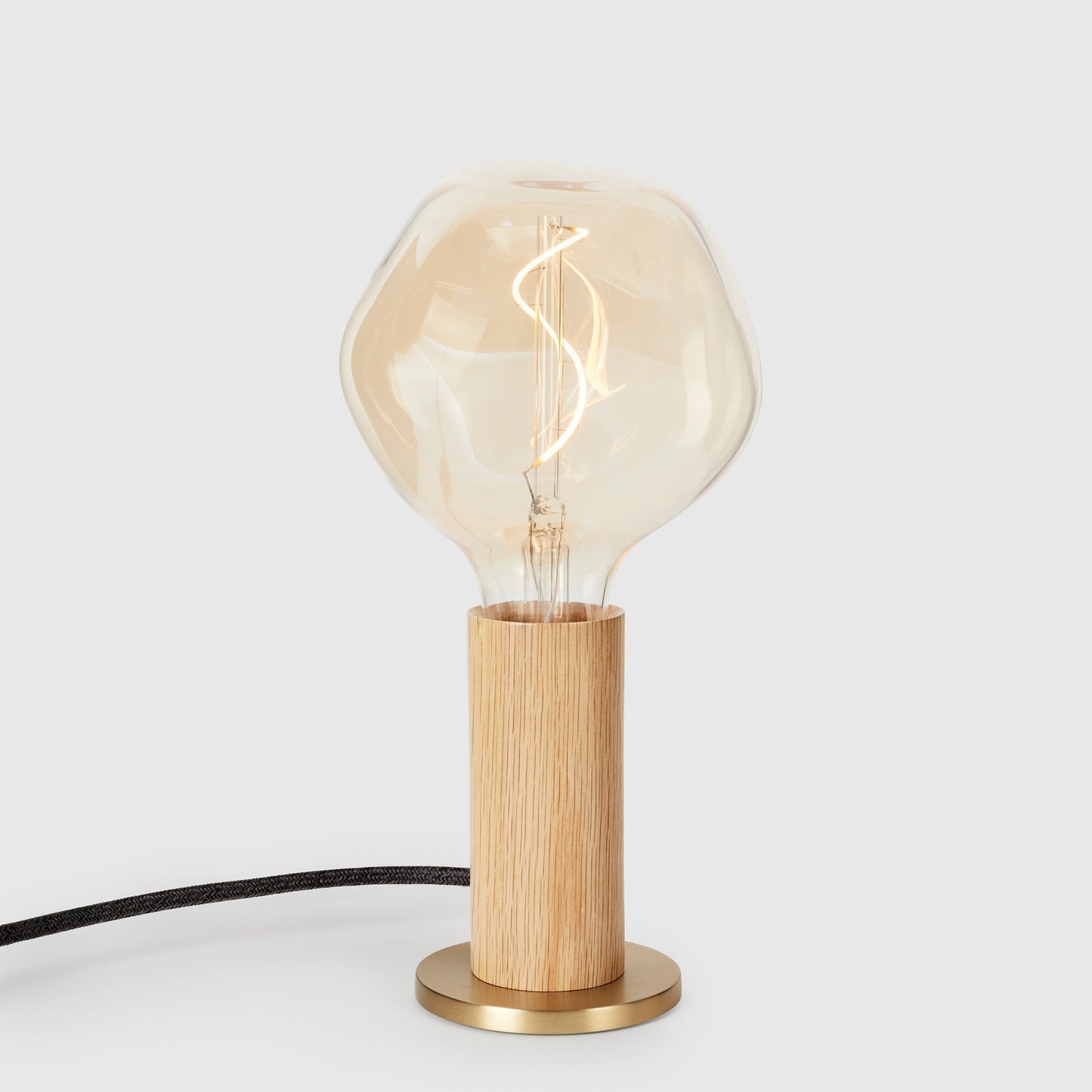 Knuckle Table Lamp in Oak + Voronoi I